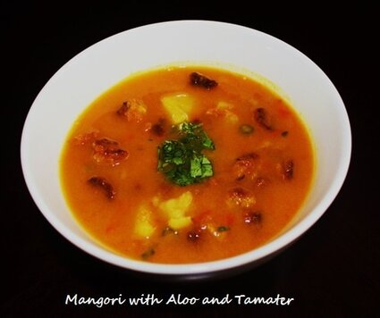 Moong Dal Mangoris with Aloo & Tamater